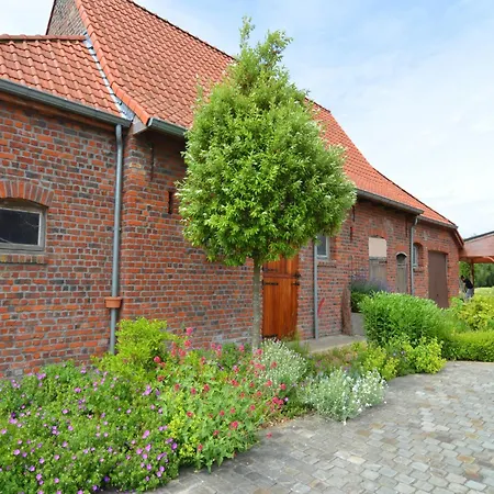 Spacious Family Home Holiday home Le Bizet