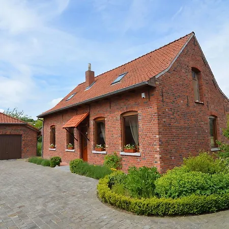 Cozy In Ploegsteert With A Garden *