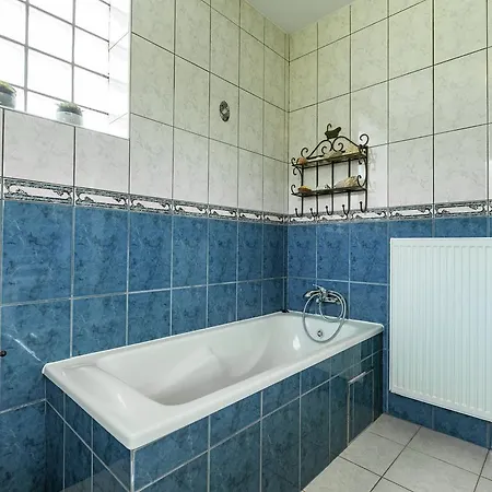 בית נופש Cozy In Ploegsteert With A Garden Le Bizet