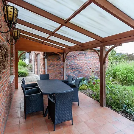 בית נופש Cozy In Ploegsteert With A Garden *