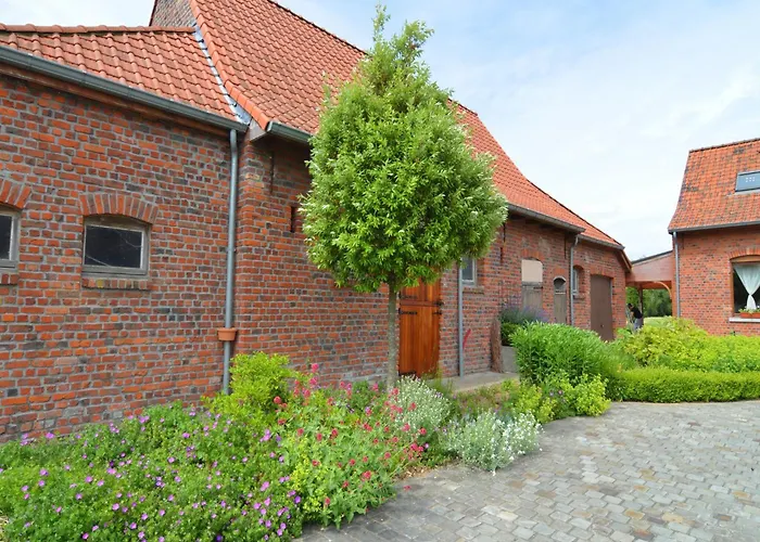 Spacious Family Home Holiday home Le Bizet